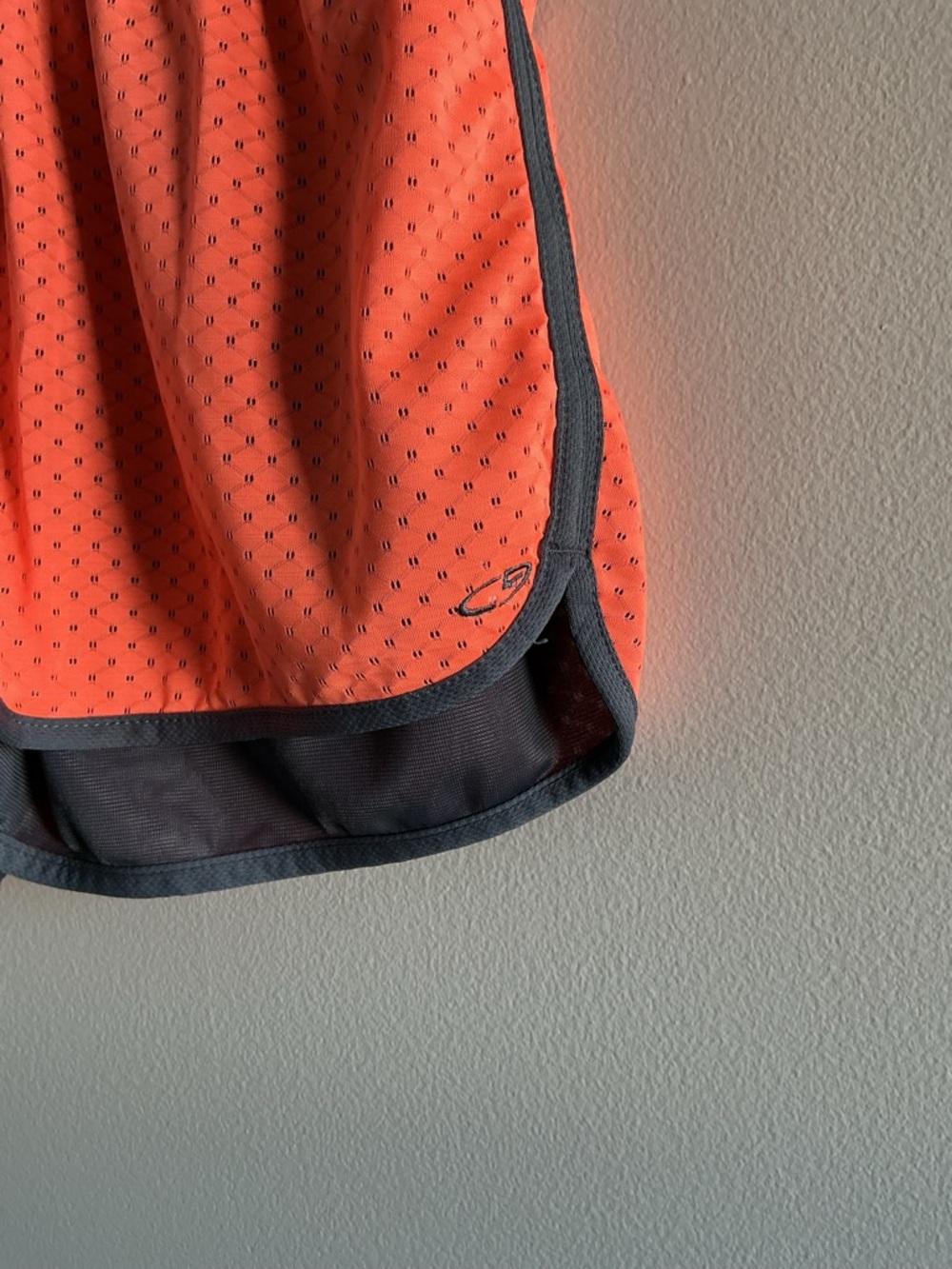 Women's Mesh Active Shorts - Picture 3 of 6